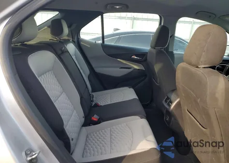 2021 Chevrolet Equinox Ls z USA, uszkodzony, nr VIN 3GNAXHEV4MS138892